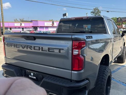 Used 2021 Chevrolet Silverado 1500 Custom Trail Boss AWD/4WD image 16