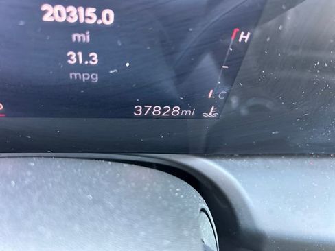 Used 2024 Buick Encore GX Sport Touring w/ Comfort Package image 18