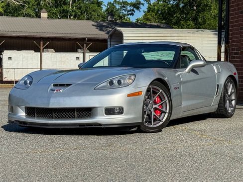 Used 2009 Chevrolet Corvette Z06 RWD image 7