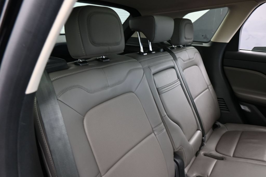 Used 2024 Lincoln Corsair Grand Touring AWD/4WD image 39