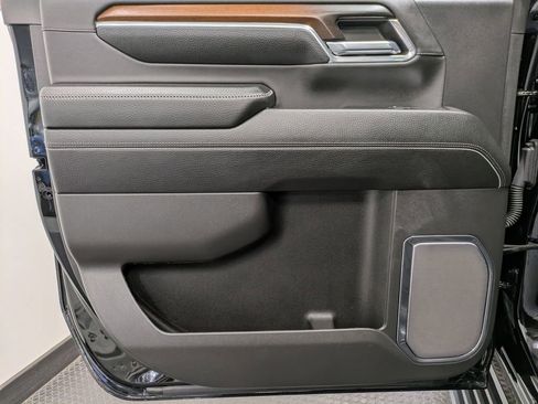 Used 2024 GMC Sierra 2500 Denali image 23