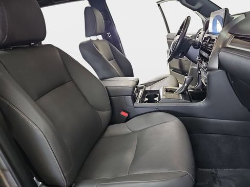 Certified 2023 Lexus GX 460 Premium w/ Premium Plus Package image 10