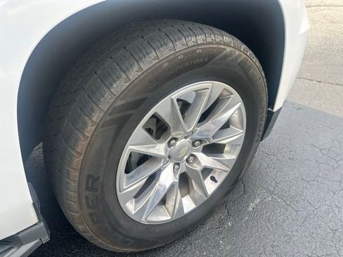 Used 2018 Chevrolet Tahoe LT image 14