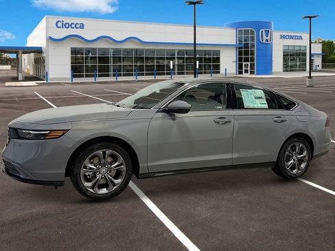 New 2025 Honda Accord EX-L image 2