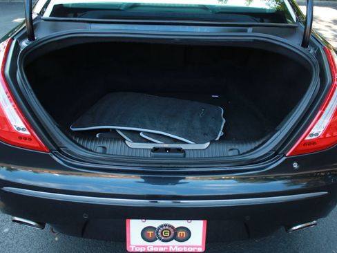 Used 2012 Jaguar XJ RWD image 27