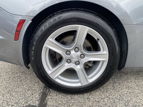 Used 2022 Chevrolet Camaro LT image 9