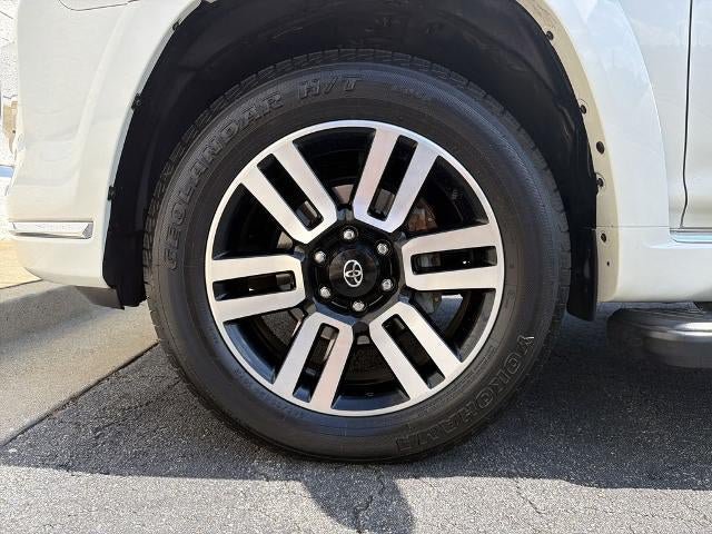 Used 2022 Toyota 4Runner Limited AWD/4WD image 11
