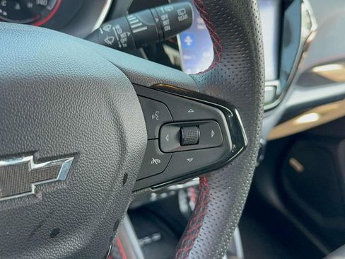 Used 2022 Chevrolet TrailBlazer RS w/ Technology Package image 28