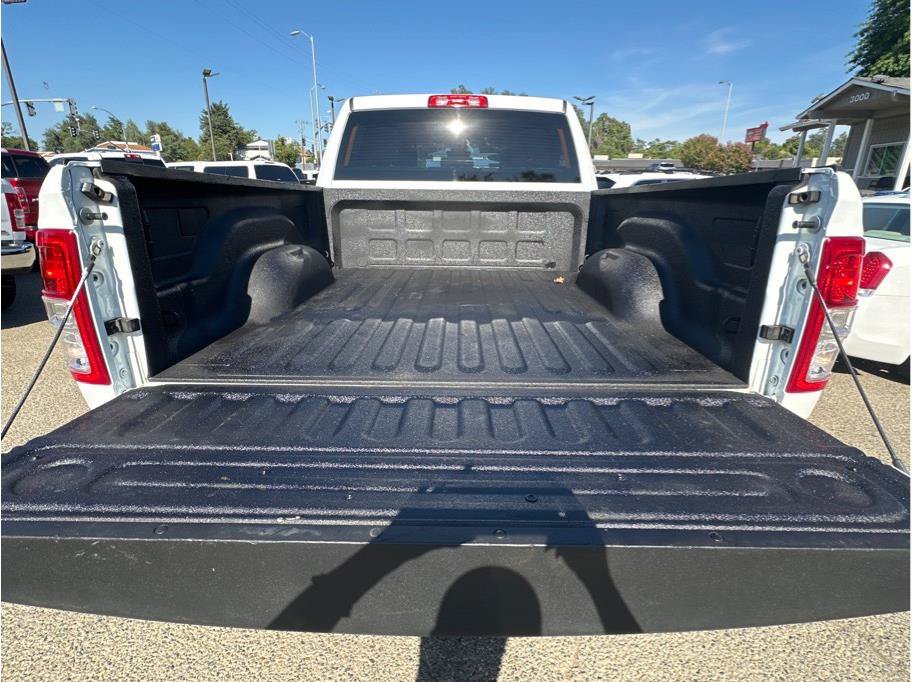 Used 2024 RAM 2500 Big Horn AWD/4WD image 7