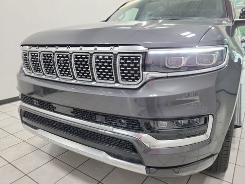 Certified 2024 Jeep Grand Wagoneer L Series III AWD/4WD image 32