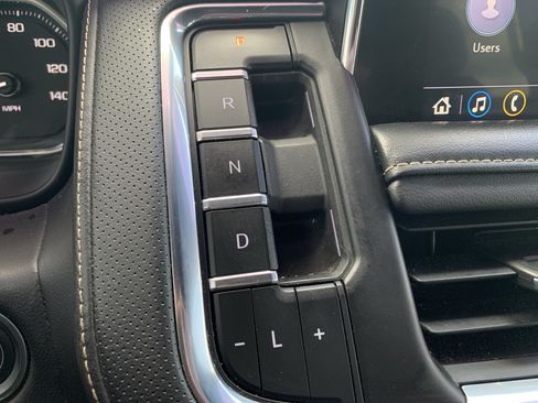 Used 2021 GMC Yukon XL SLT AWD/4WD image 26