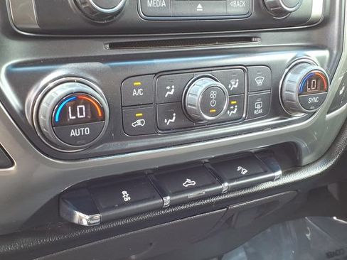 Used 2018 Chevrolet Silverado 1500 LT w/ All Star Edition AWD/4WD image 20