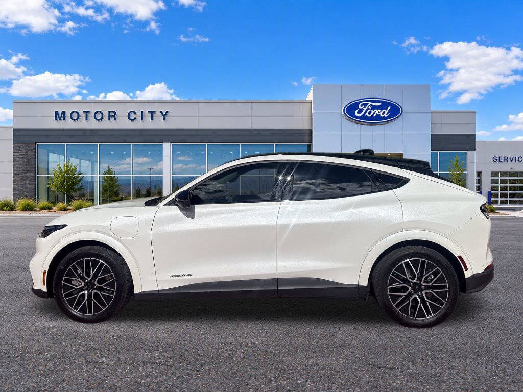 Used 2025 Ford Mustang Mach-E Premium AWD/4WD image 4