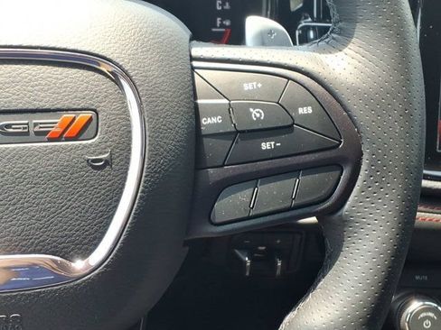 Used 2023 Dodge Durango R/T w/ Tow 'N Go Package AWD/4WD image 18