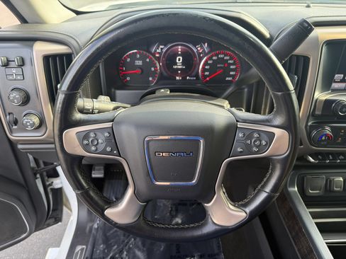 Used 2016 GMC Sierra 1500 Denali AWD/4WD image 24