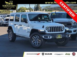 Certified 2025 Jeep Wrangler Unlimited Sahara AWD/4WD video 1