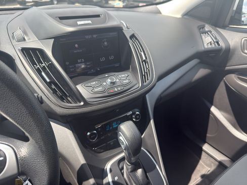 Used 2014 Ford Escape SE w/ Equipment Group 201A FWD image 20