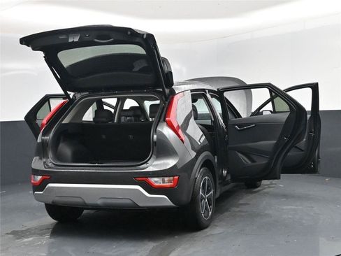 New 2026 Kia Niro EX image 37
