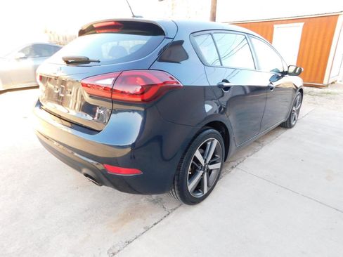 Used 2017 Kia Forte EX image 8