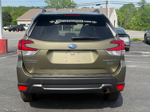 Used 2023 Subaru Forester Premium AWD/4WD image 4
