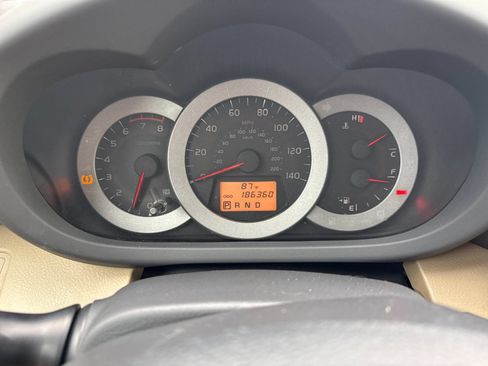 Used 2012 Toyota RAV4 Limited w/ Premium Plus Value Pkg FWD image 17
