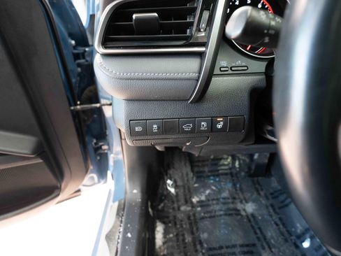 Used 2023 Toyota Camry XSE image 11