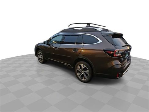 Used 2022 Subaru Outback Touring XT image 6