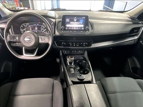 Used 2024 Nissan Rogue S AWD/4WD image 22