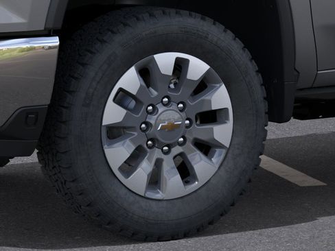 New 2026 Chevrolet Silverado 2500 LT image 9