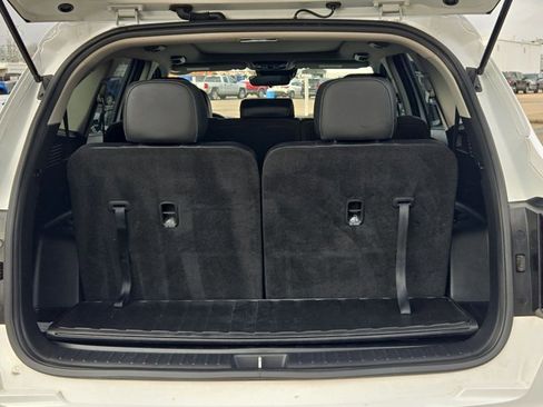 Used 2023 Kia Sorento S w/ Panoramic Sunroof Package image 6