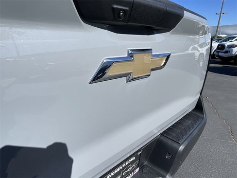 Used 2026 Chevrolet Silverado EV LT image 19