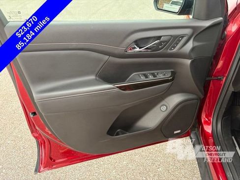 Used 2021 GMC Acadia AT4 w/ Technology Package AWD/4WD image 10
