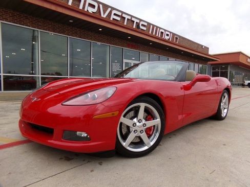 Used 2006 Chevrolet Corvette Convertible w/ Preferred Equipment Group RWD image 1