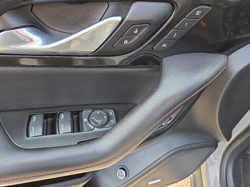 Used 2021 Chevrolet Blazer RS w/ Enhanced Convenience Package image 12