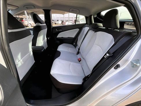 Used 2017 Toyota Prius Two image 18