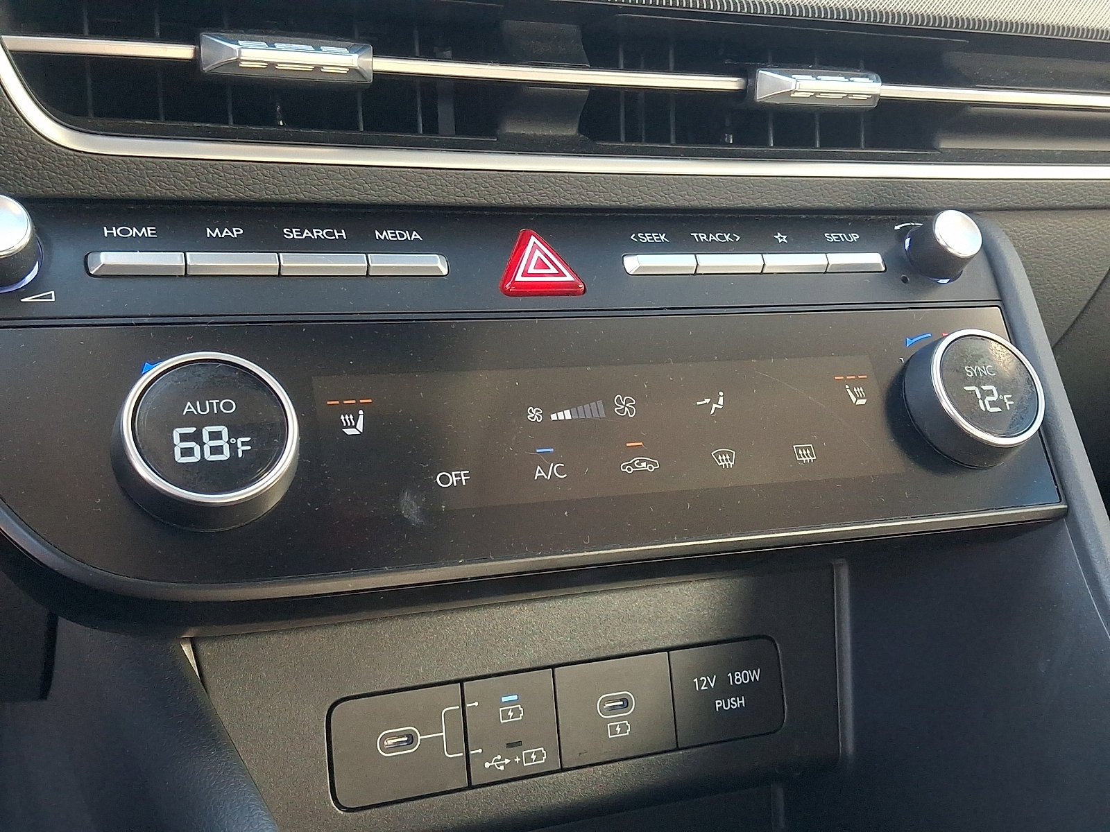 Used 2025 Hyundai Sonata SEL FWD image 16