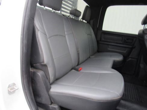 Used 2022 RAM 3500 Tradesman w/ Chrome Appearance Group AWD/4WD image 18