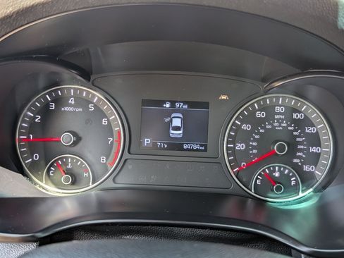 Used 2019 Kia Optima S w/ S Panoramic Sunroof Package FWD image 18