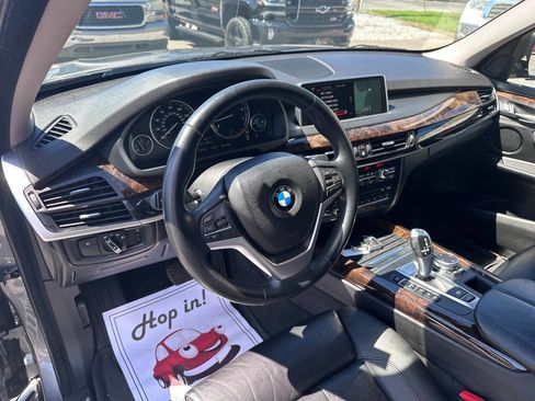 Used 2015 BMW X5 xDrive50i image 11