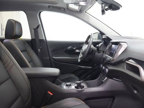 Used 2024 GMC Terrain AT4 w/ Infotainment Package II AWD/4WD image 21