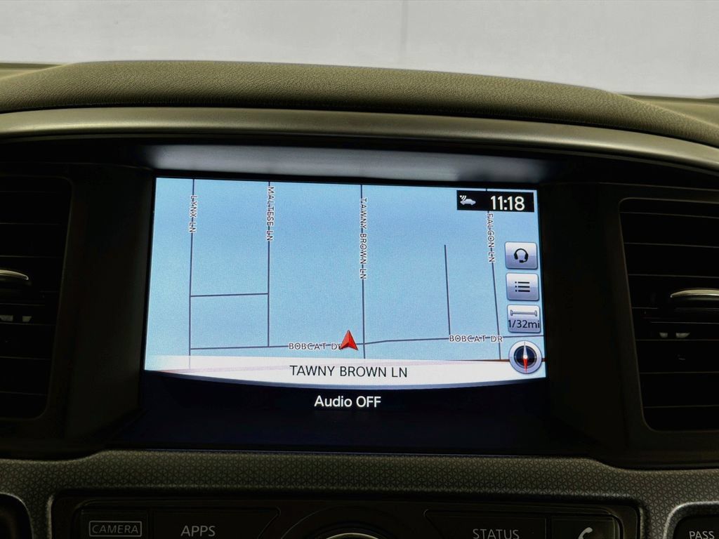 Used 2018 Nissan Pathfinder SL FWD image 15