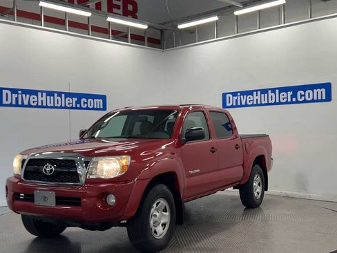 Used 2011 Toyota Tacoma 4x4 Double Cab w/ SR5 Pkg #2 image 9