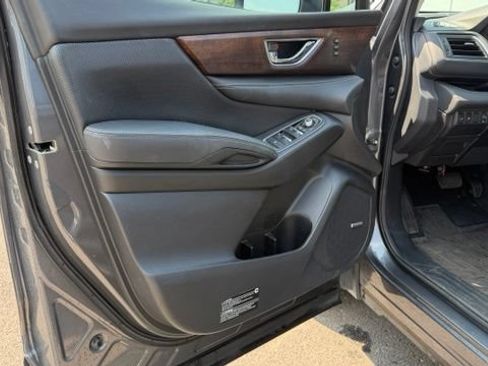 Used 2023 Subaru Ascent Touring AWD/4WD image 23