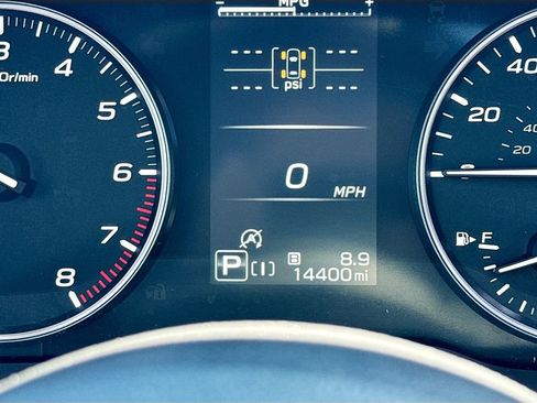 Used 2025 Subaru Forester Premium image 17