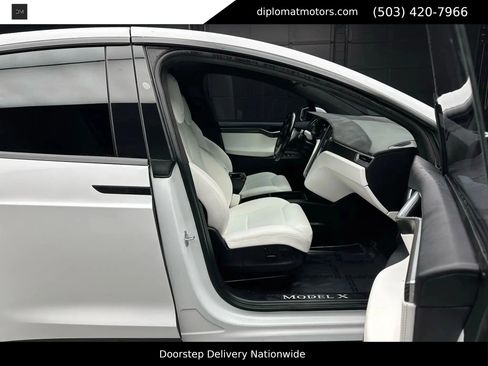 Used 2017 Tesla Model X 100D image 19