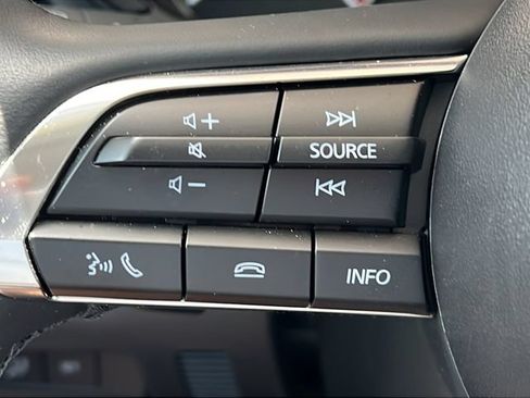 Used 2025 MAZDA CX-30 AWD 2.5 S w/ Premium Package image 21