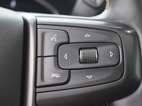 Used 2024 GMC Sierra 2500 AT4 w/ AT4 Premium Plus Package AWD/4WD image 25