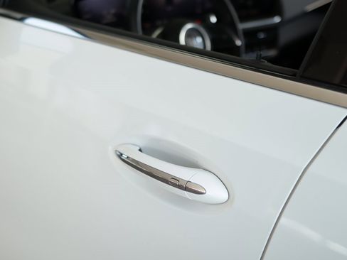 Used 2025 Buick Envision Preferred image 41