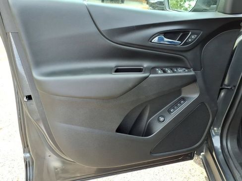Used 2021 Chevrolet Equinox LT FWD image 13
