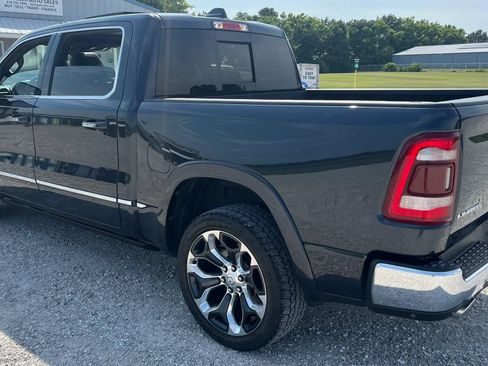 Used 2019 RAM 1500 Limited w/ Advanced Safety Group AWD/4WD image 5